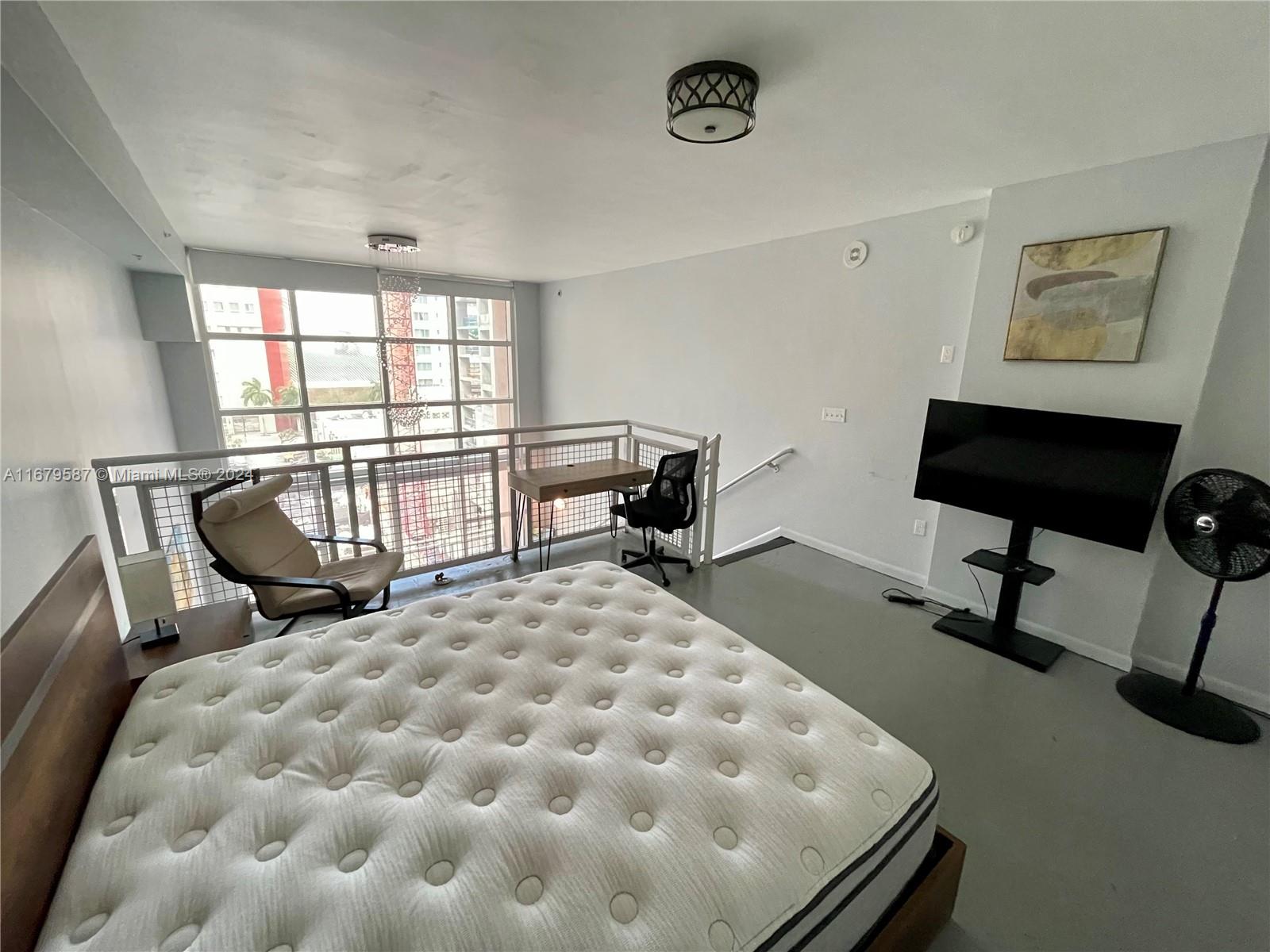 244 Biscayne Blvd # 445
