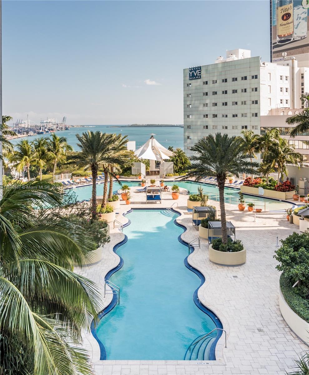 244 Biscayne Blvd # 445