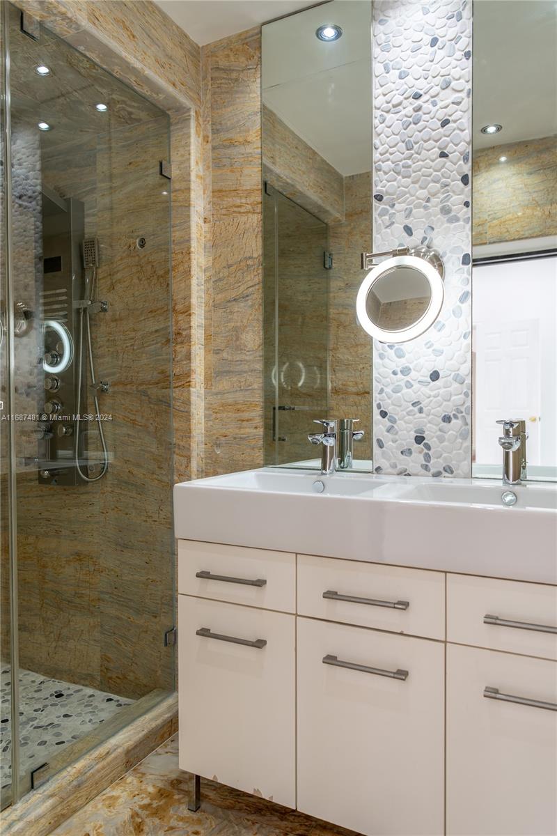 1510 Cleveland Rd Unit: -