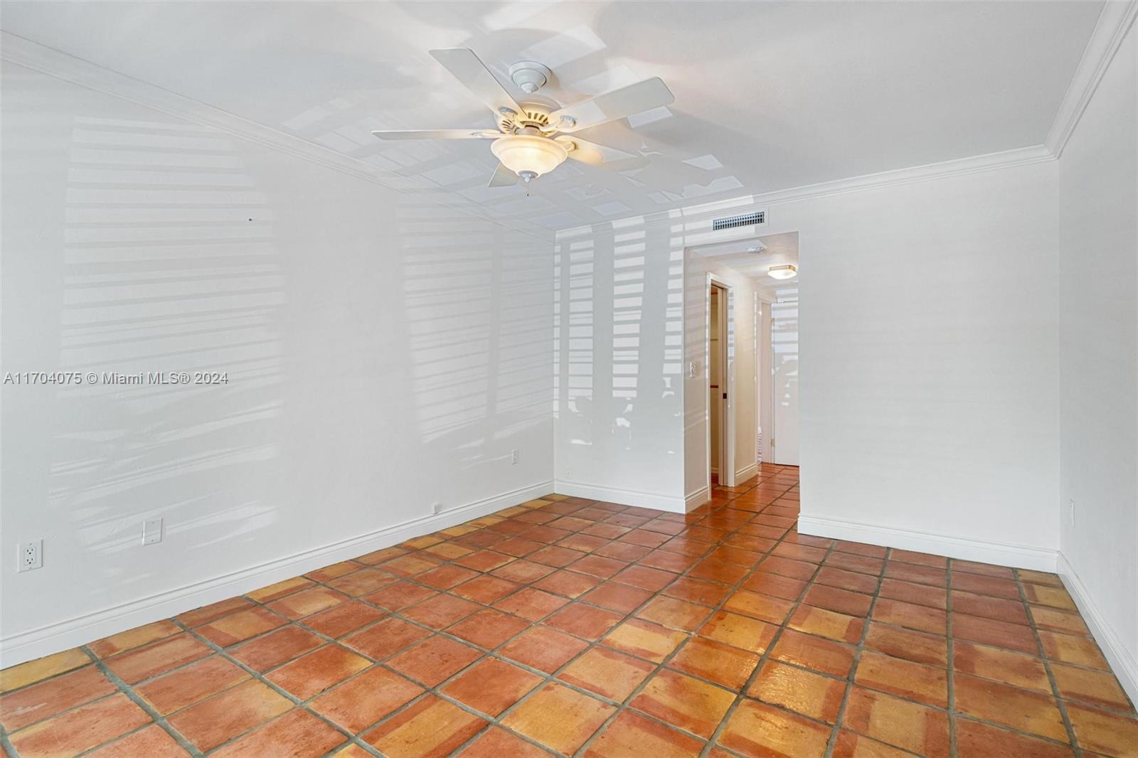 166 Harbor Dr # 7C