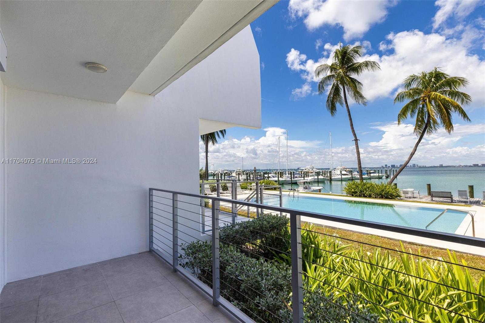 166 Harbor Dr # 7C