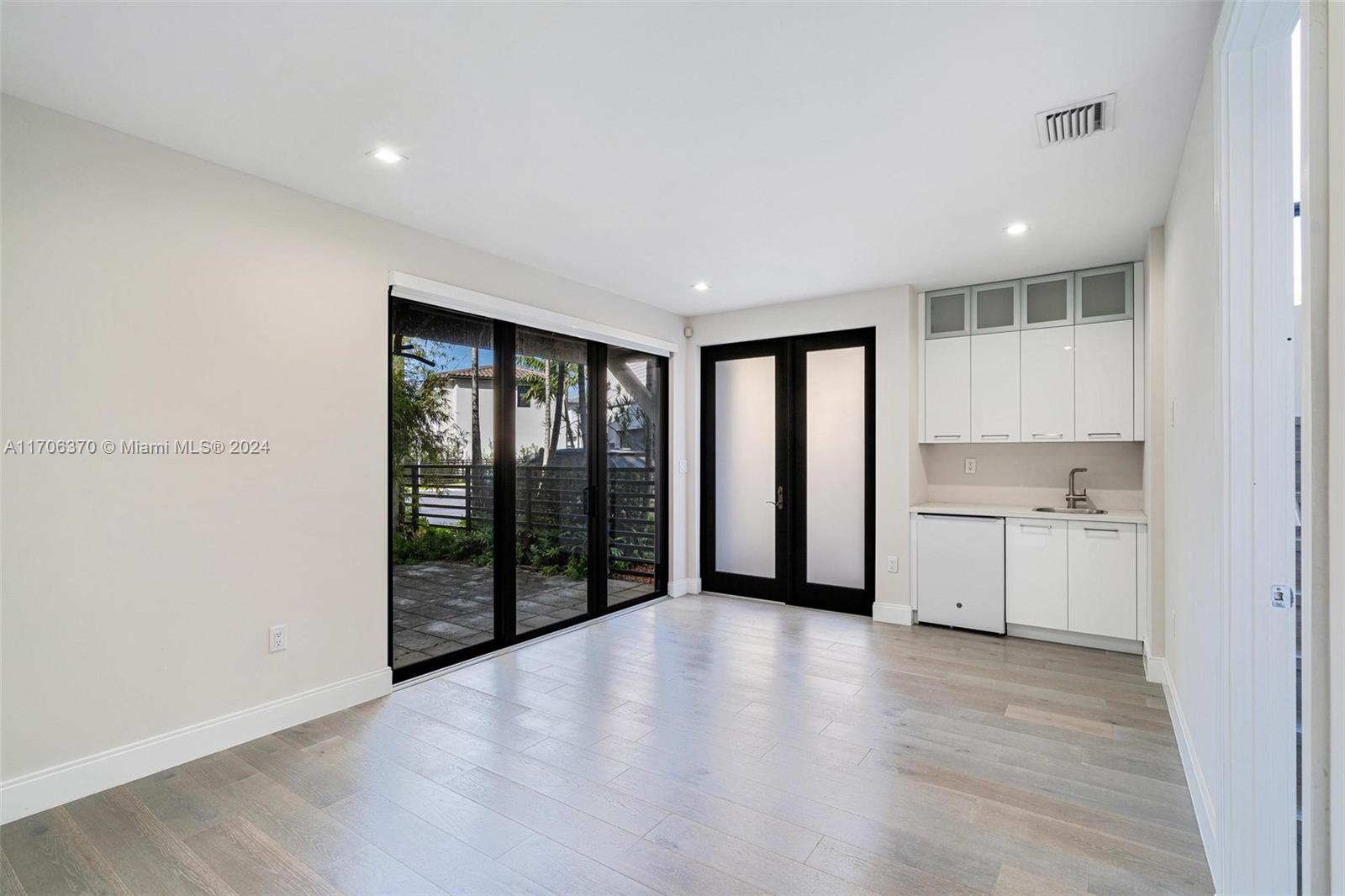 8234 NW 48th Ter # 8234