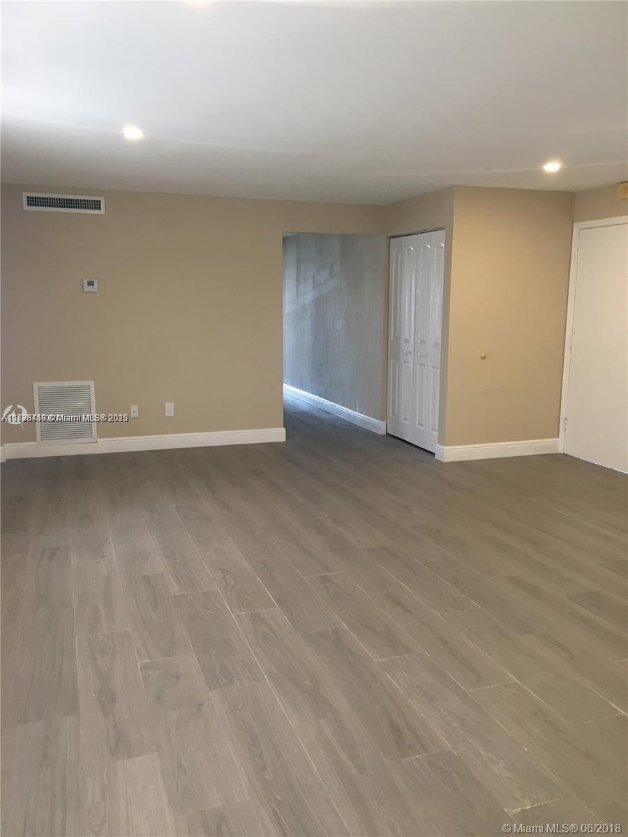 1340 Lincoln Rd # 601