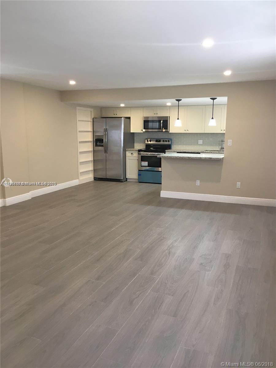 1340 Lincoln Rd # 601