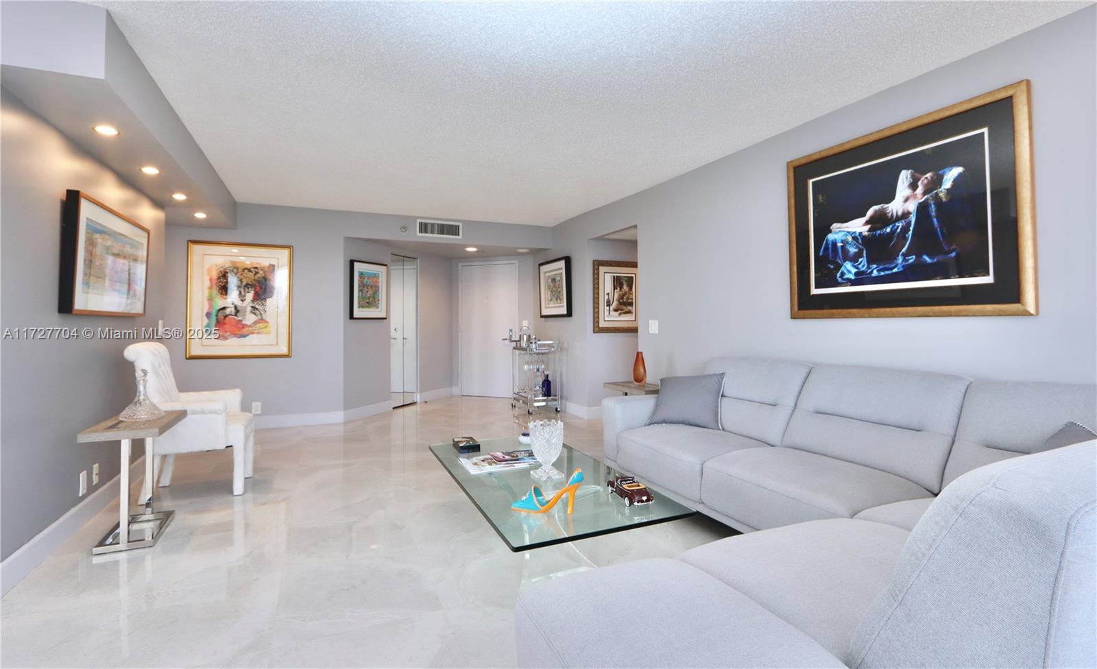 3500 Mystic Pointe Dr # 2708