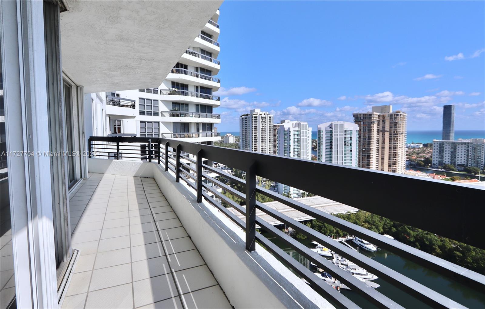 3500 Mystic Pointe Dr # 2708