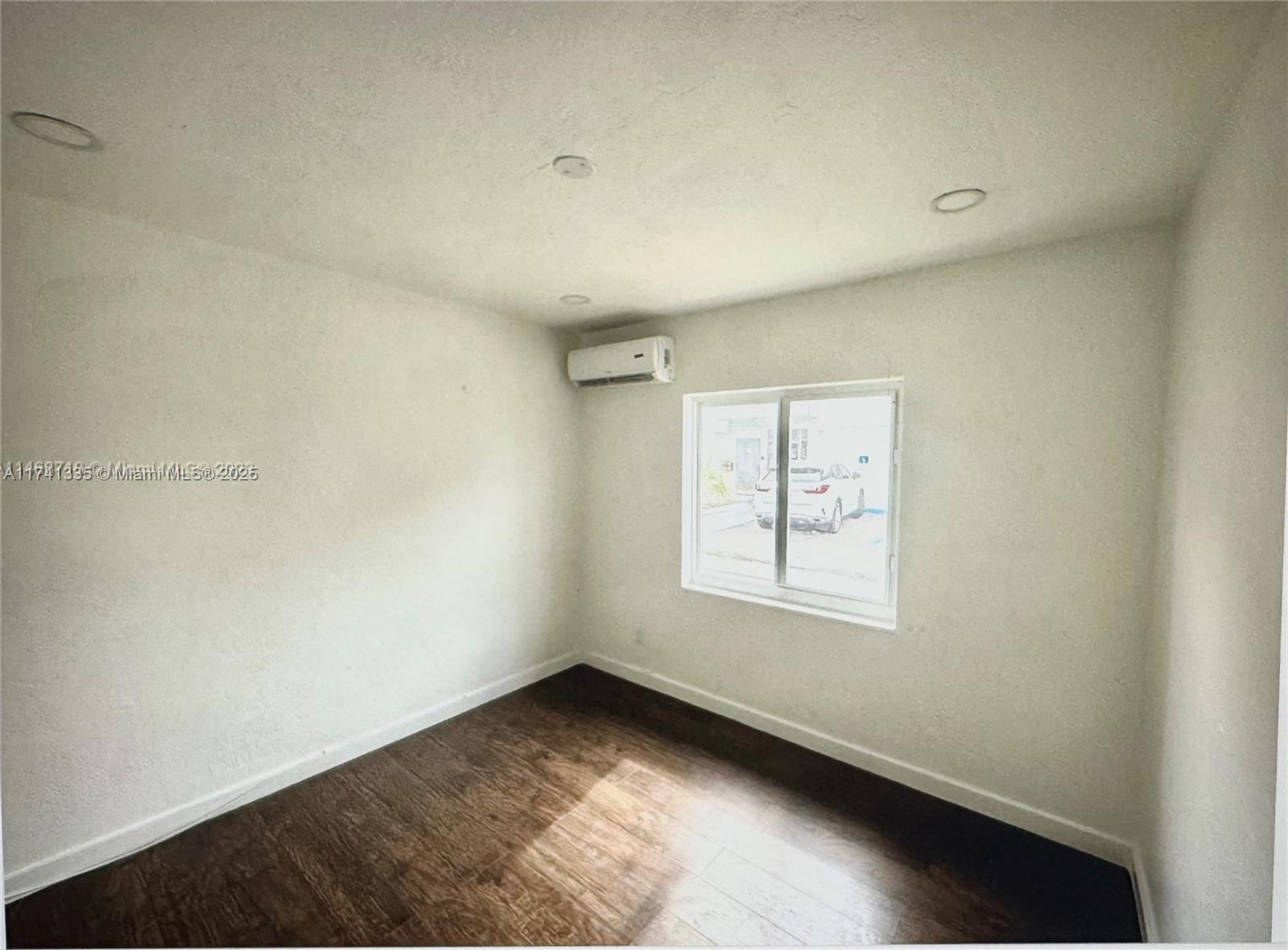 17175 NE 19th Ave # 7