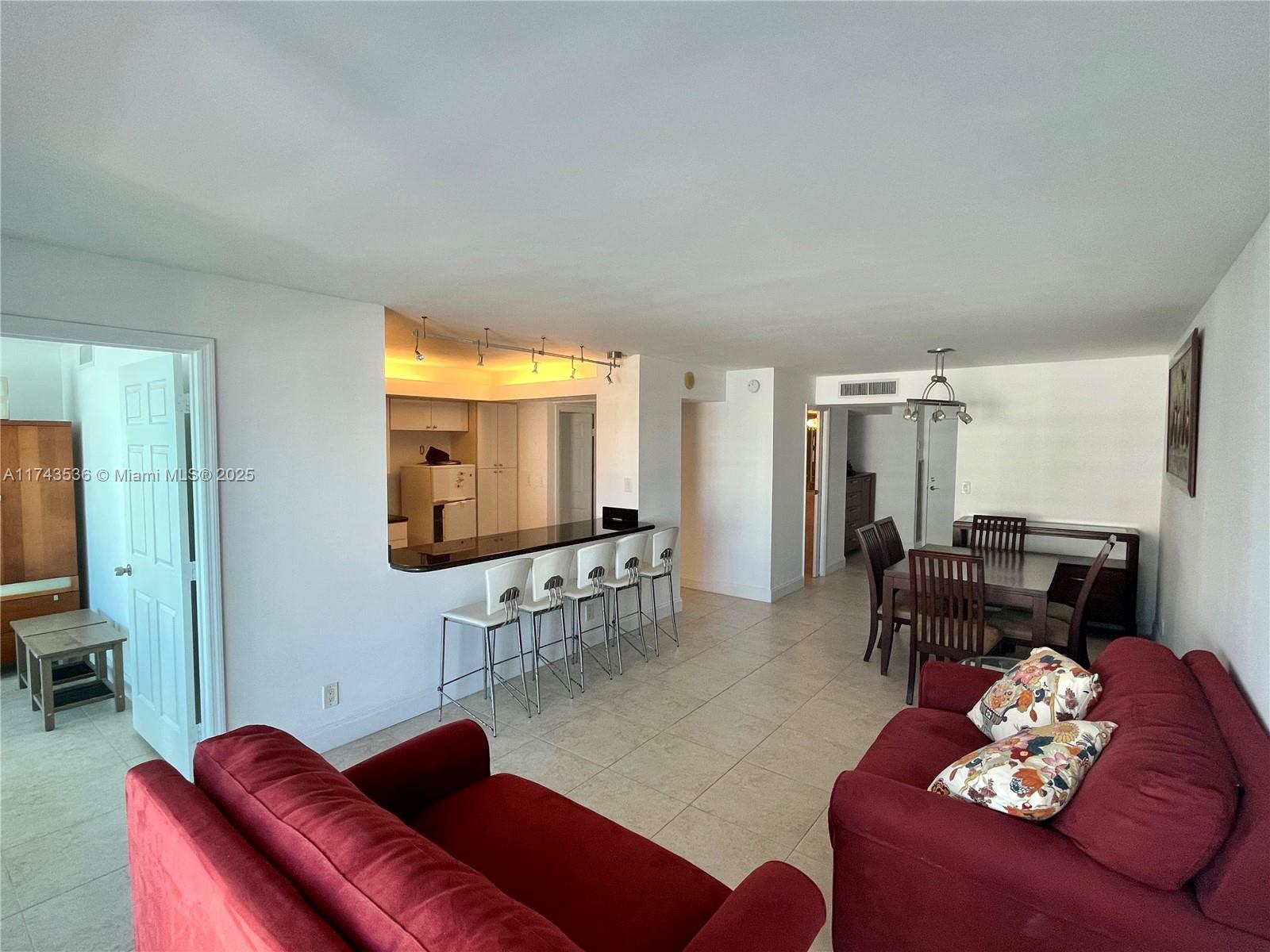 2655 Collins Ave # 1403