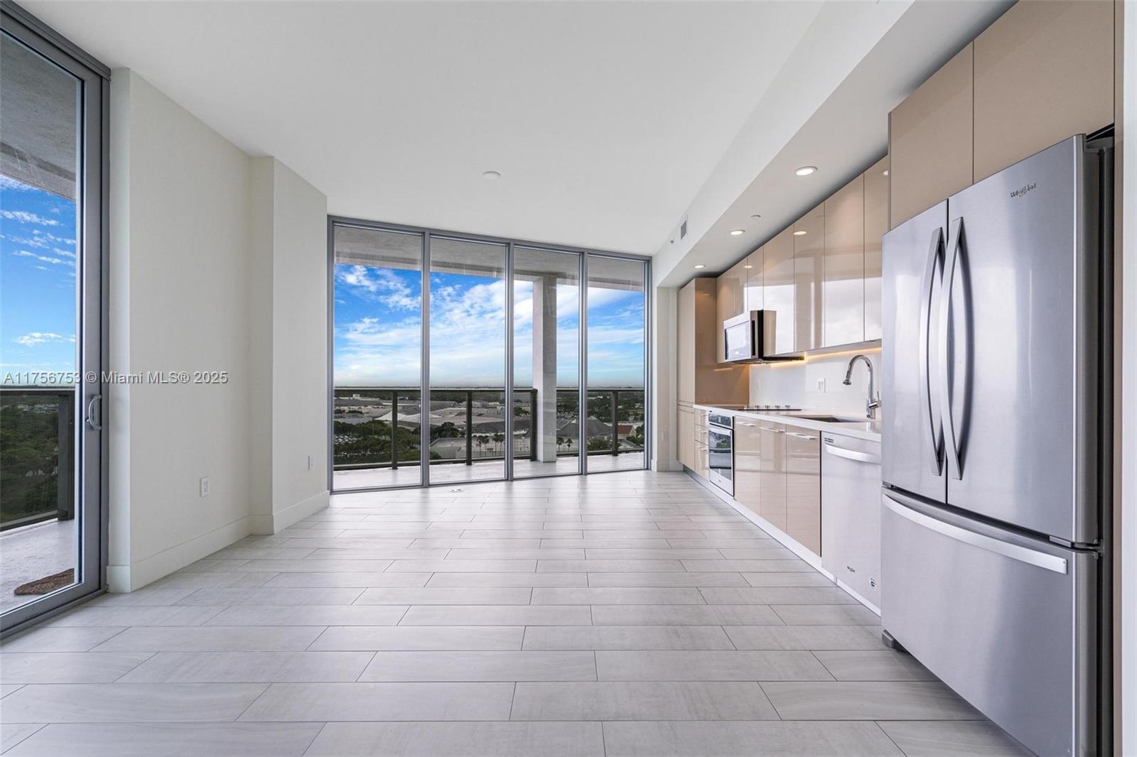 2000 Metropica Way # 1110