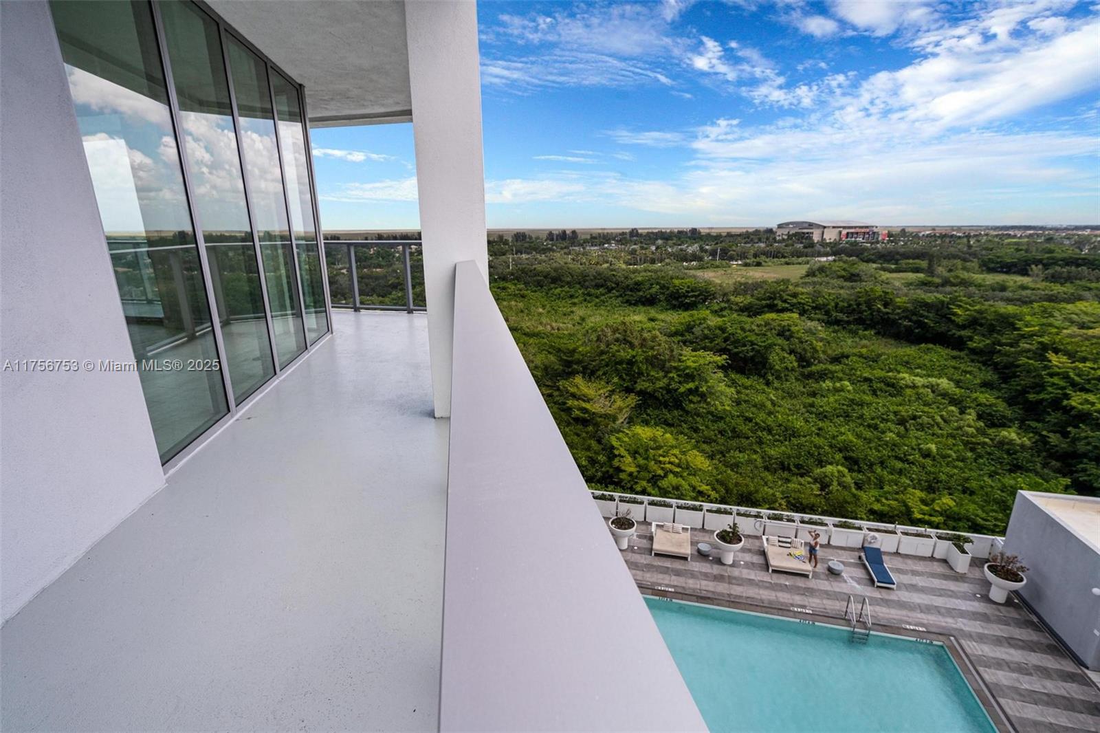2000 Metropica Way # 1110
