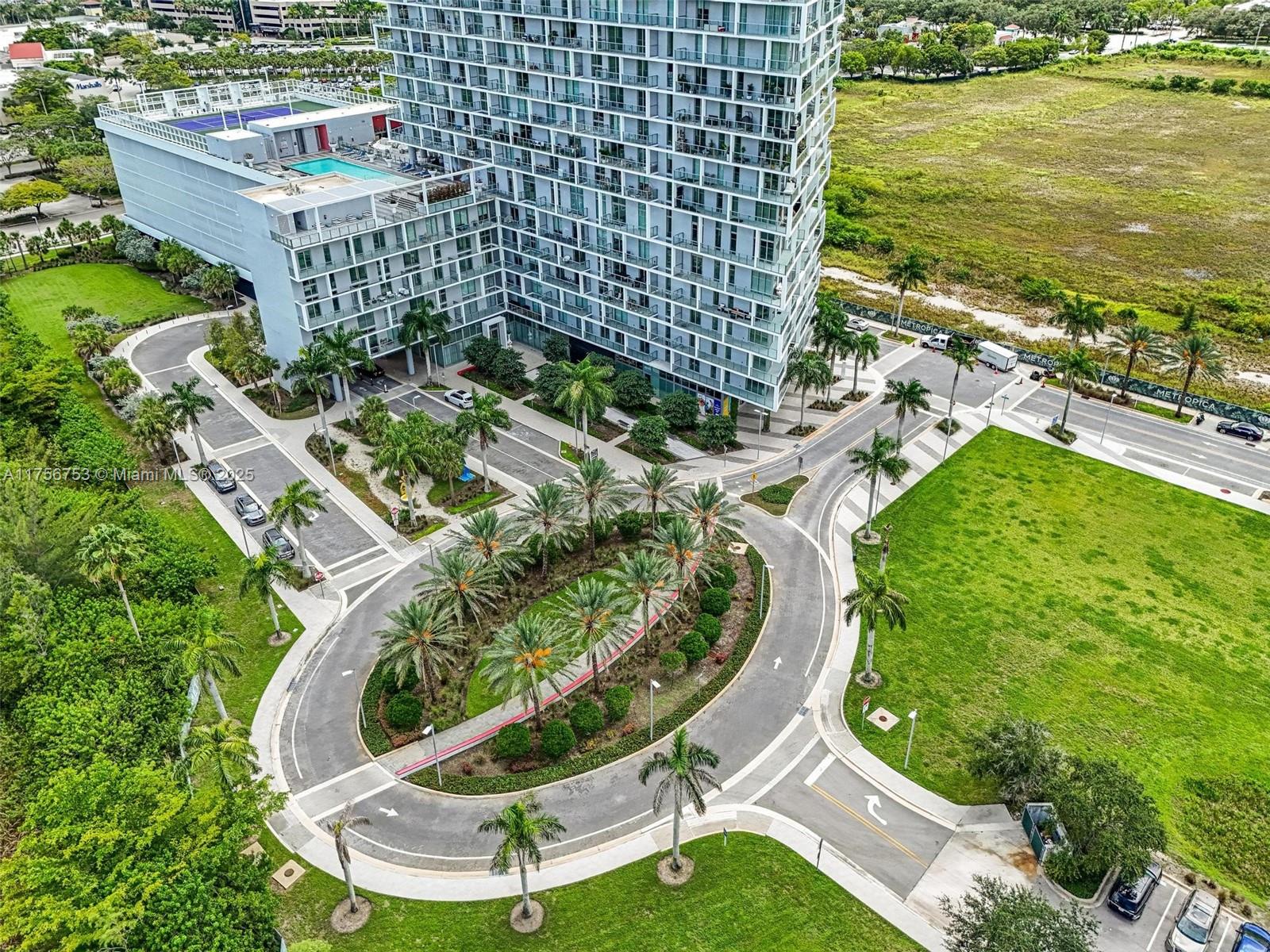2000 Metropica Way # 1110