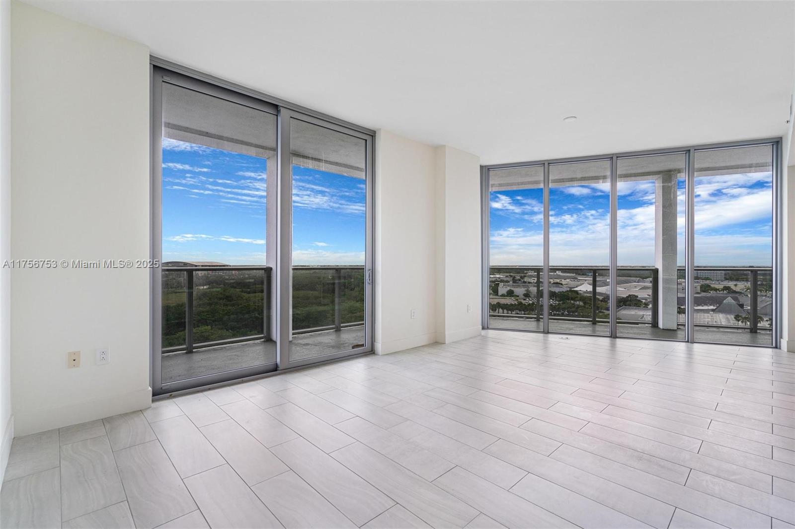 2000 Metropica Way # 1110