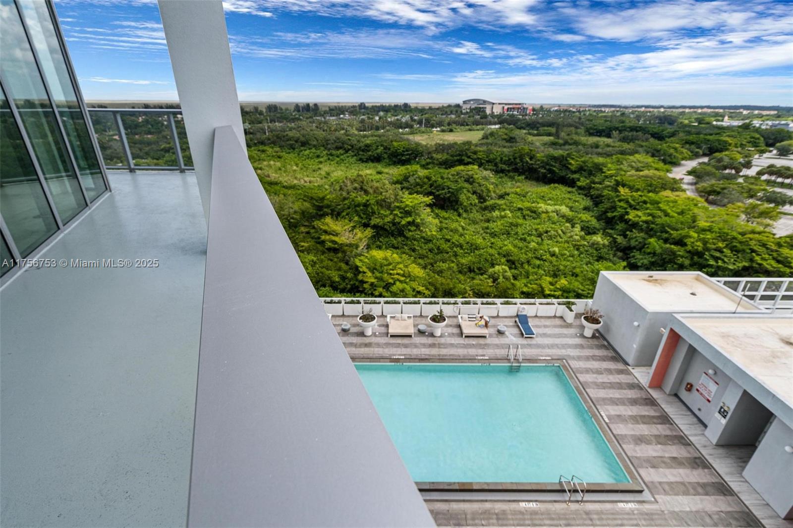 2000 Metropica Way # 1110