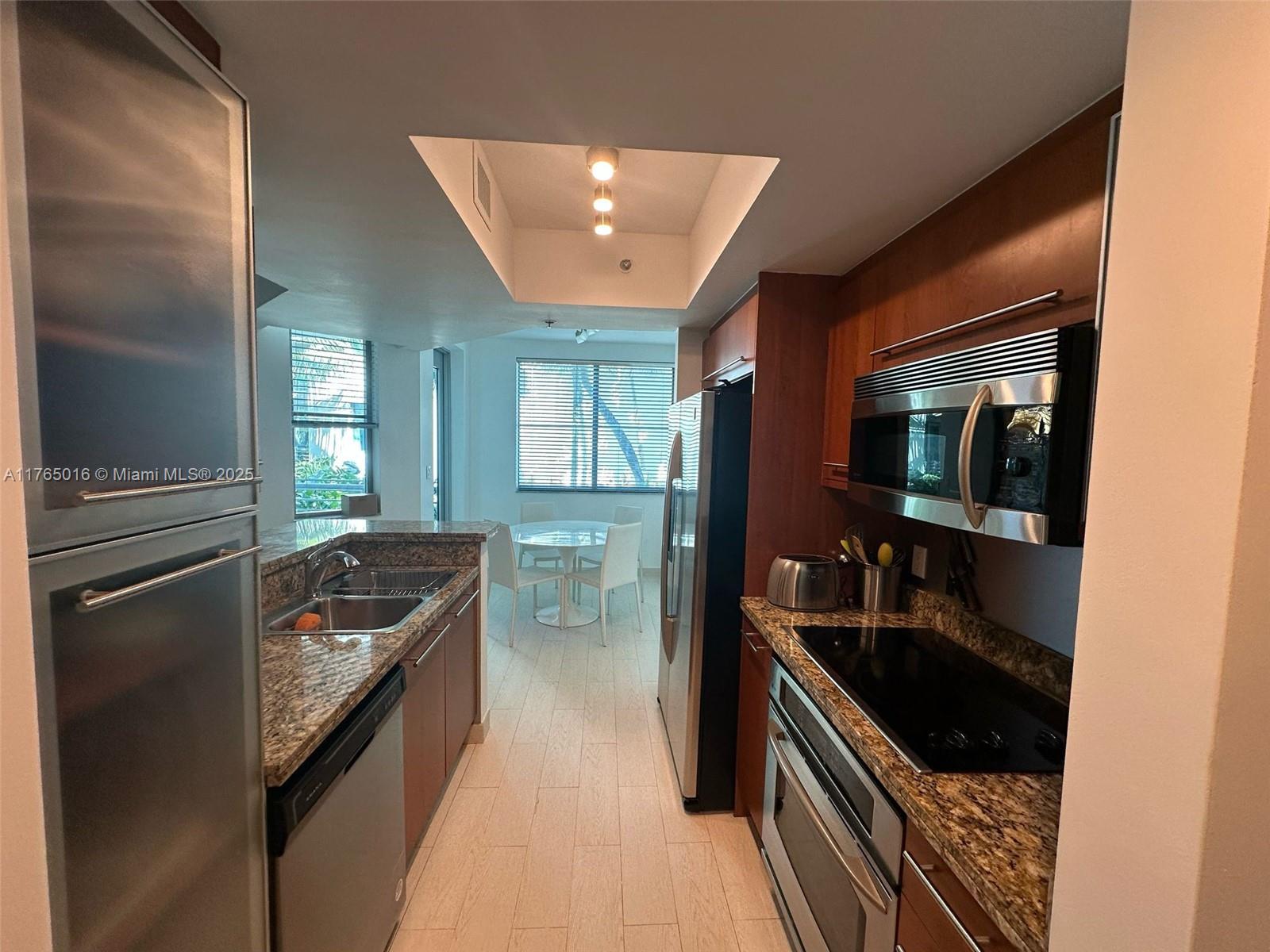 110 Washington Ave # 1423