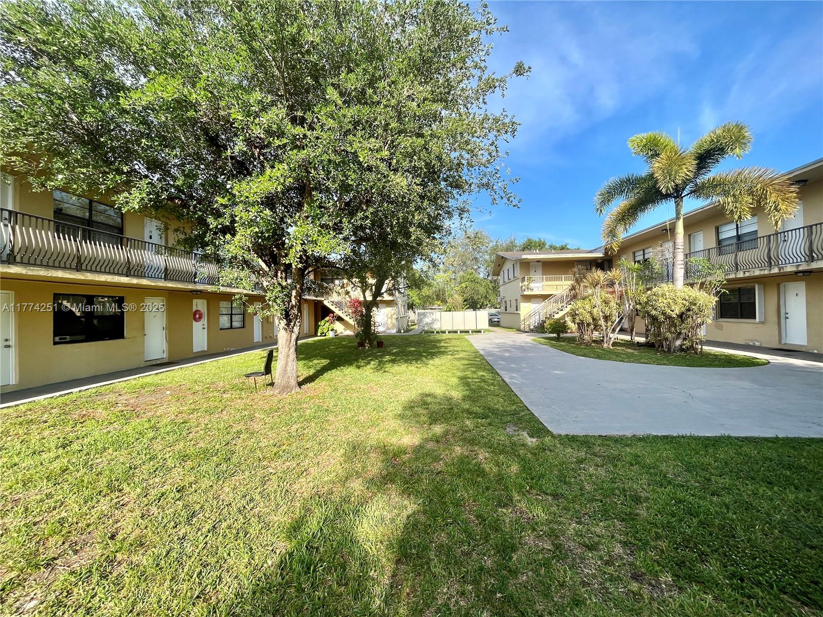 4450 SW 67th Ave # U