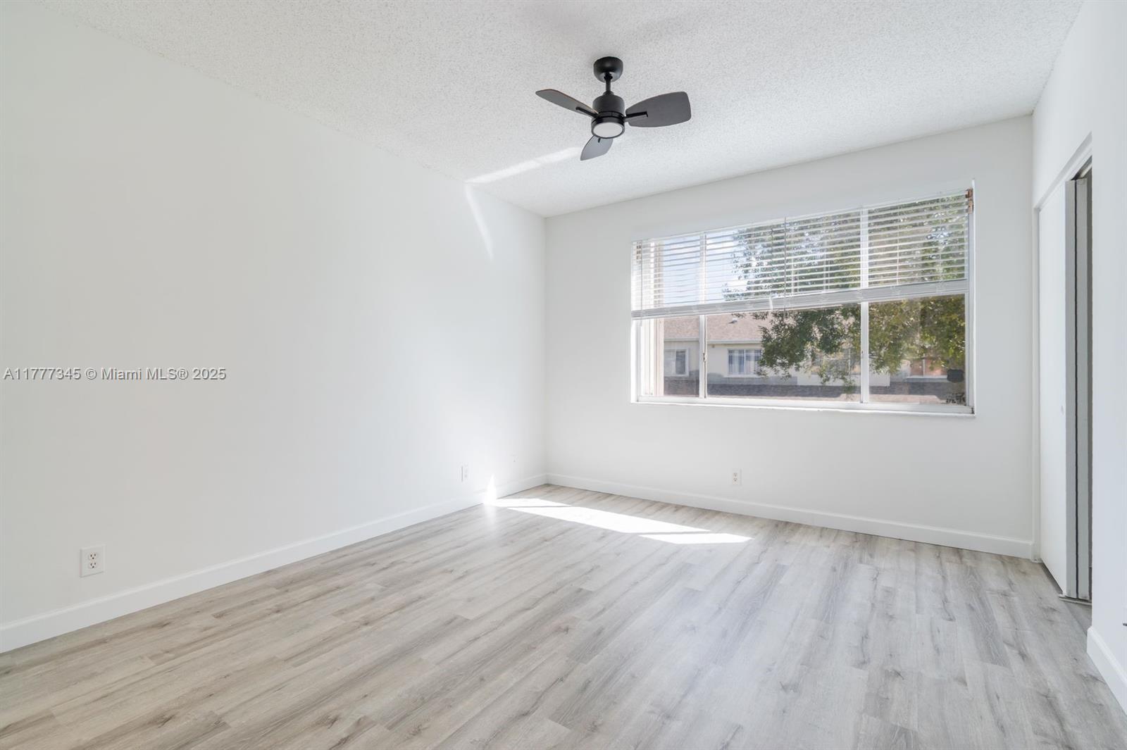 65 Whitehead Cir # 65