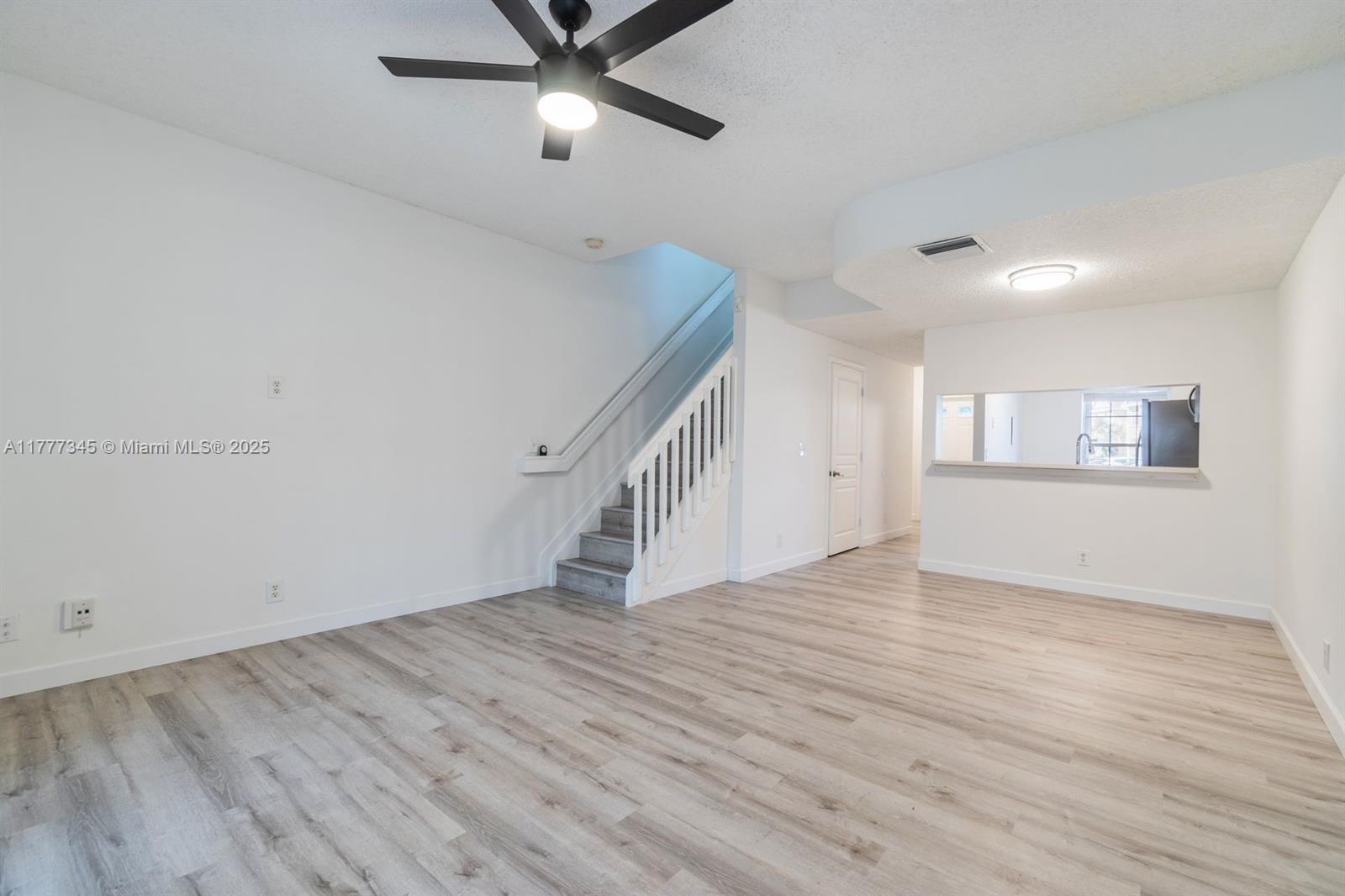 65 Whitehead Cir # 65