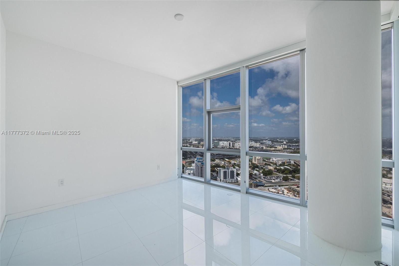 851 NE 1st Ave # 4100