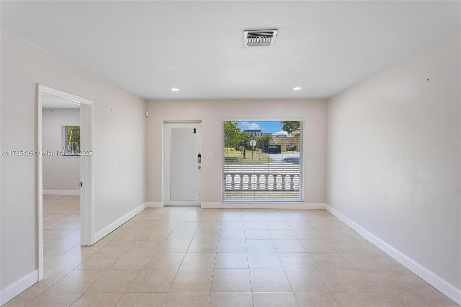 3241 NE 17th Ave Unit: S