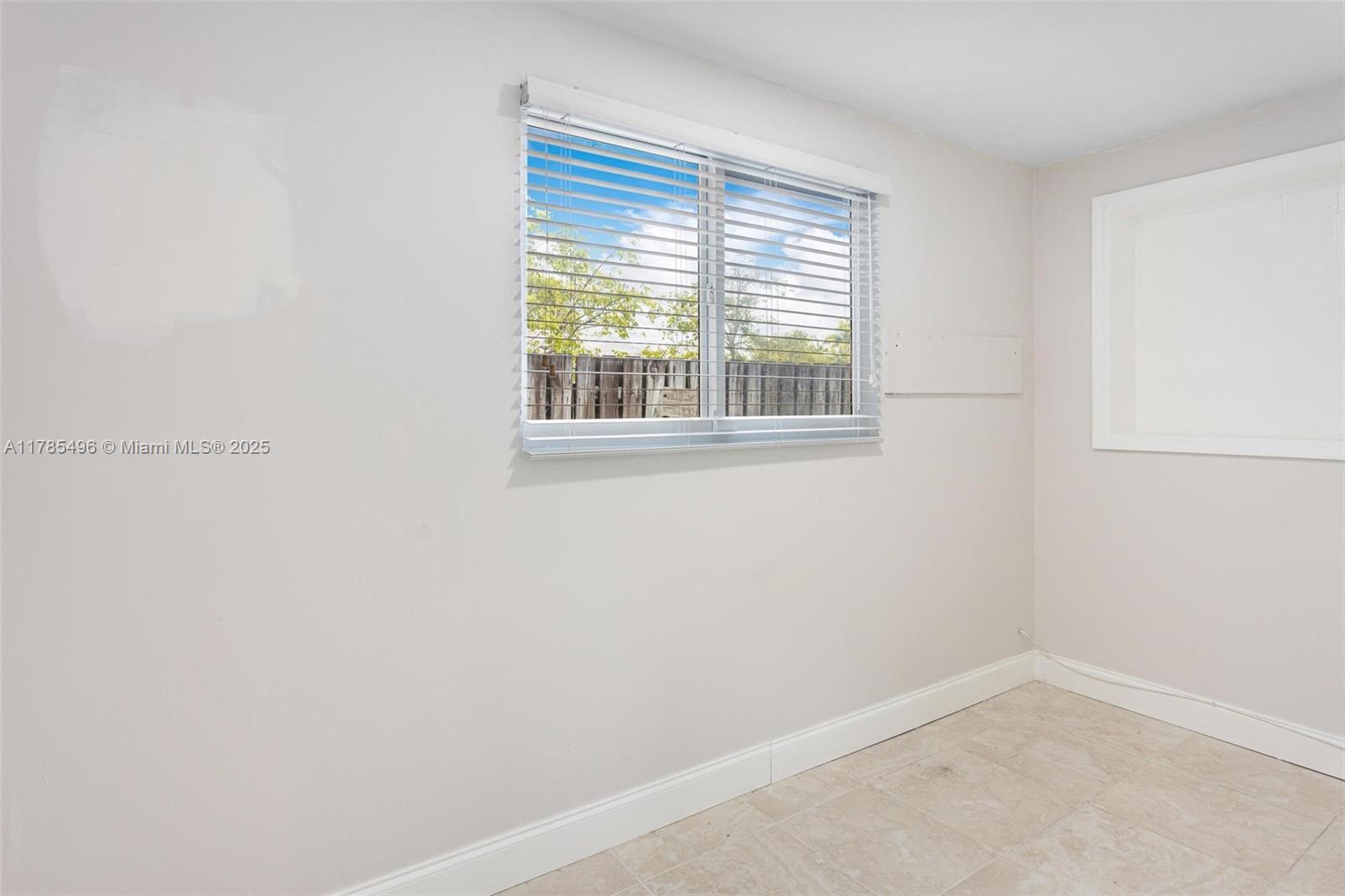 3241 NE 17th Ave Unit: S