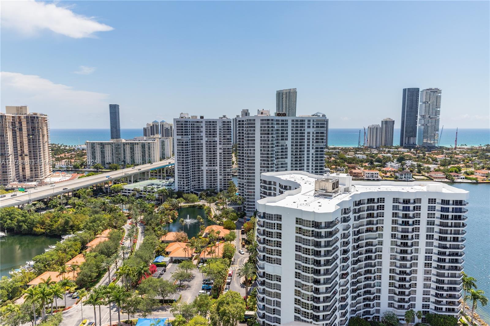 3530 Mystic Pointe Dr # 2910