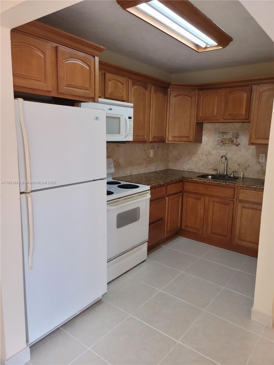 495 NW 72nd Ave # 407