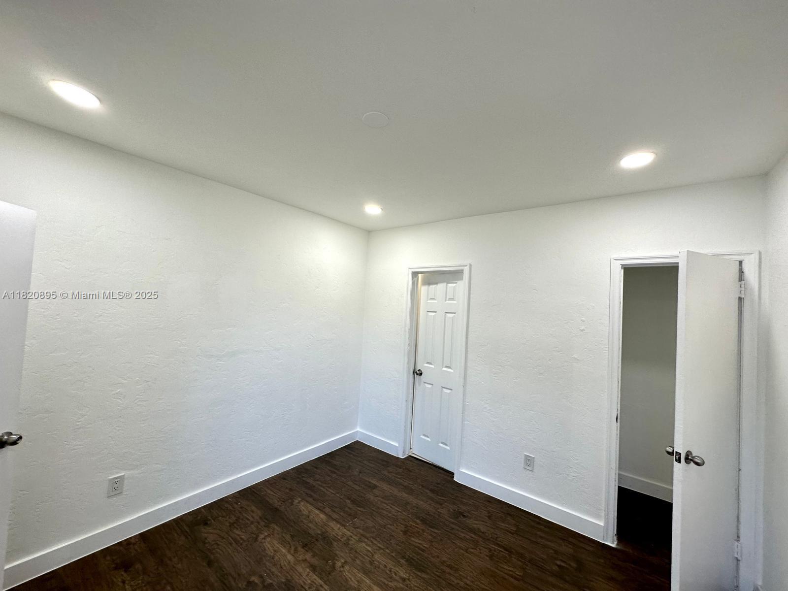 17175 NE 19th Ave # 5