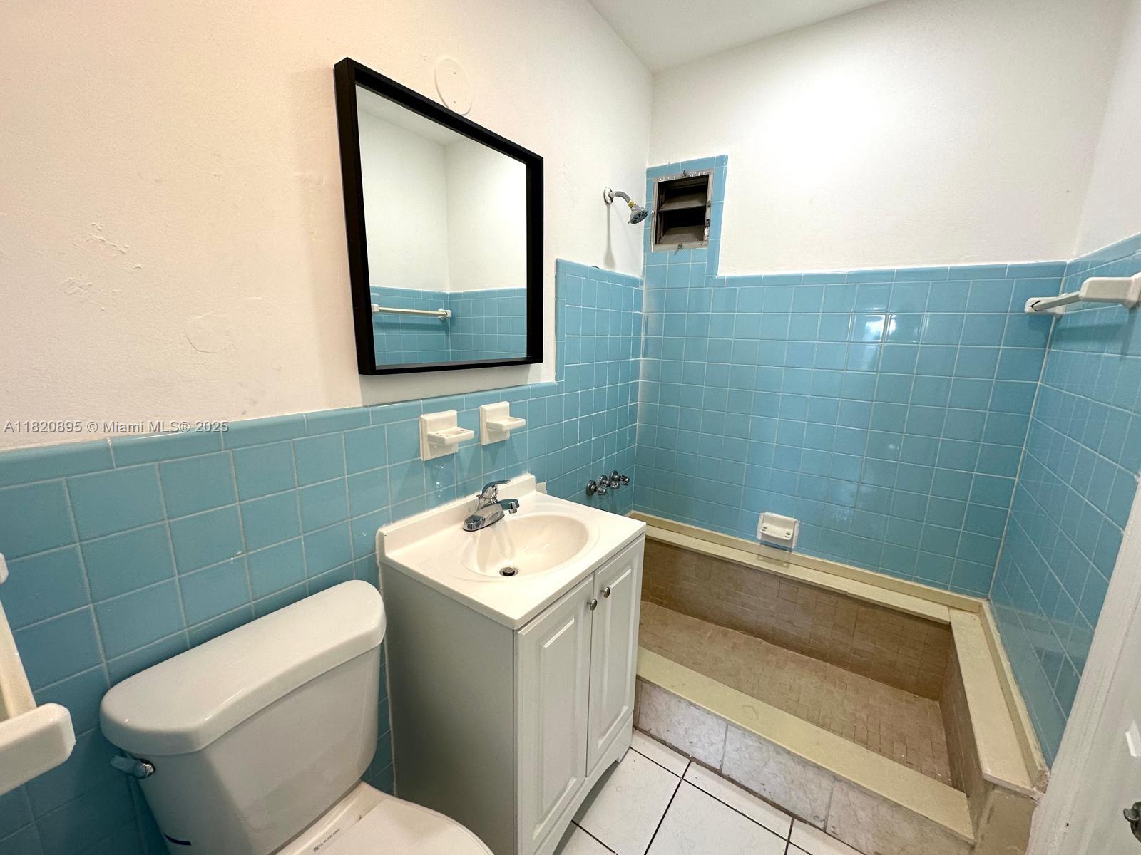 17175 NE 19th Ave # 5