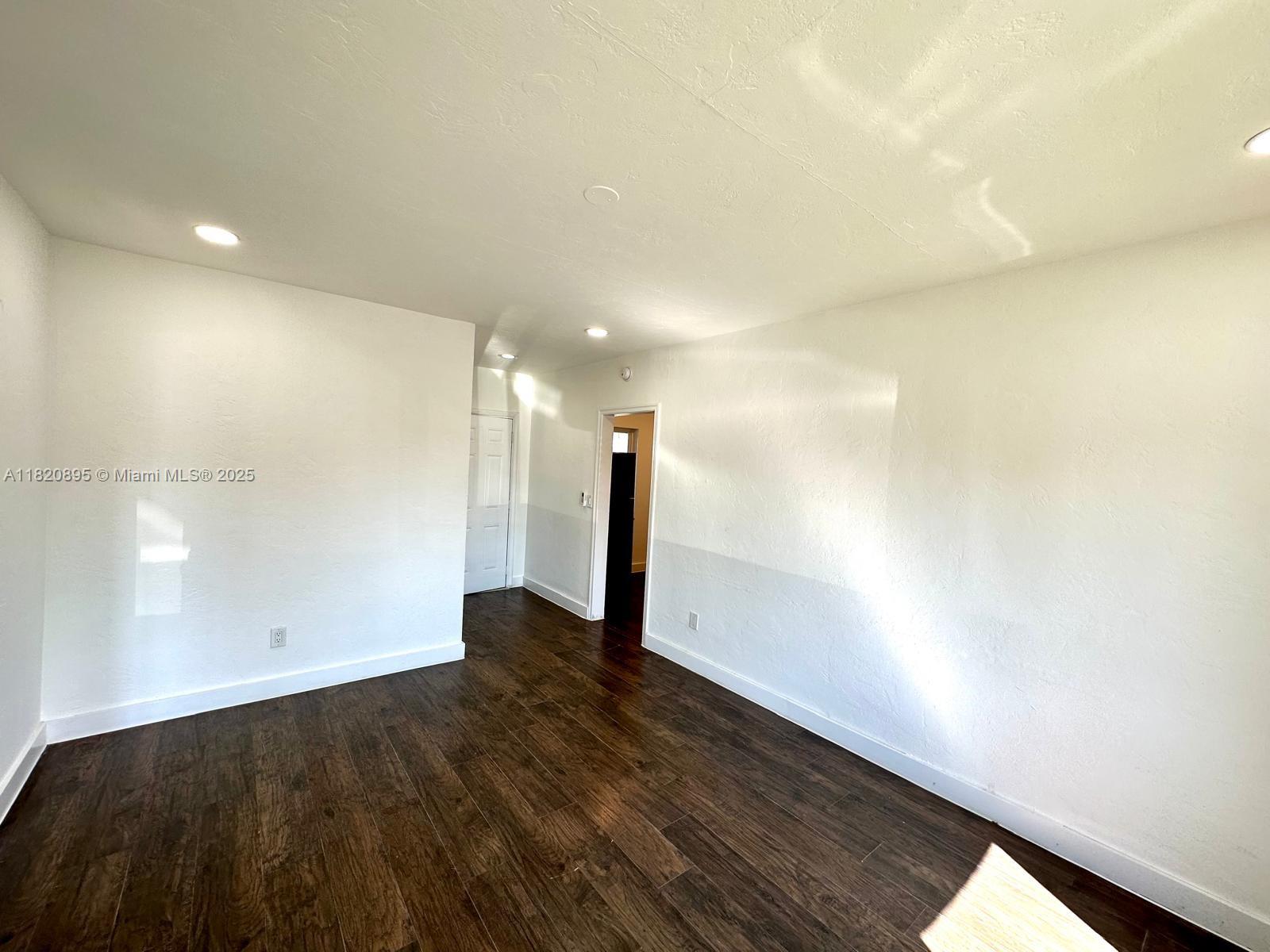 17175 NE 19th Ave # 5