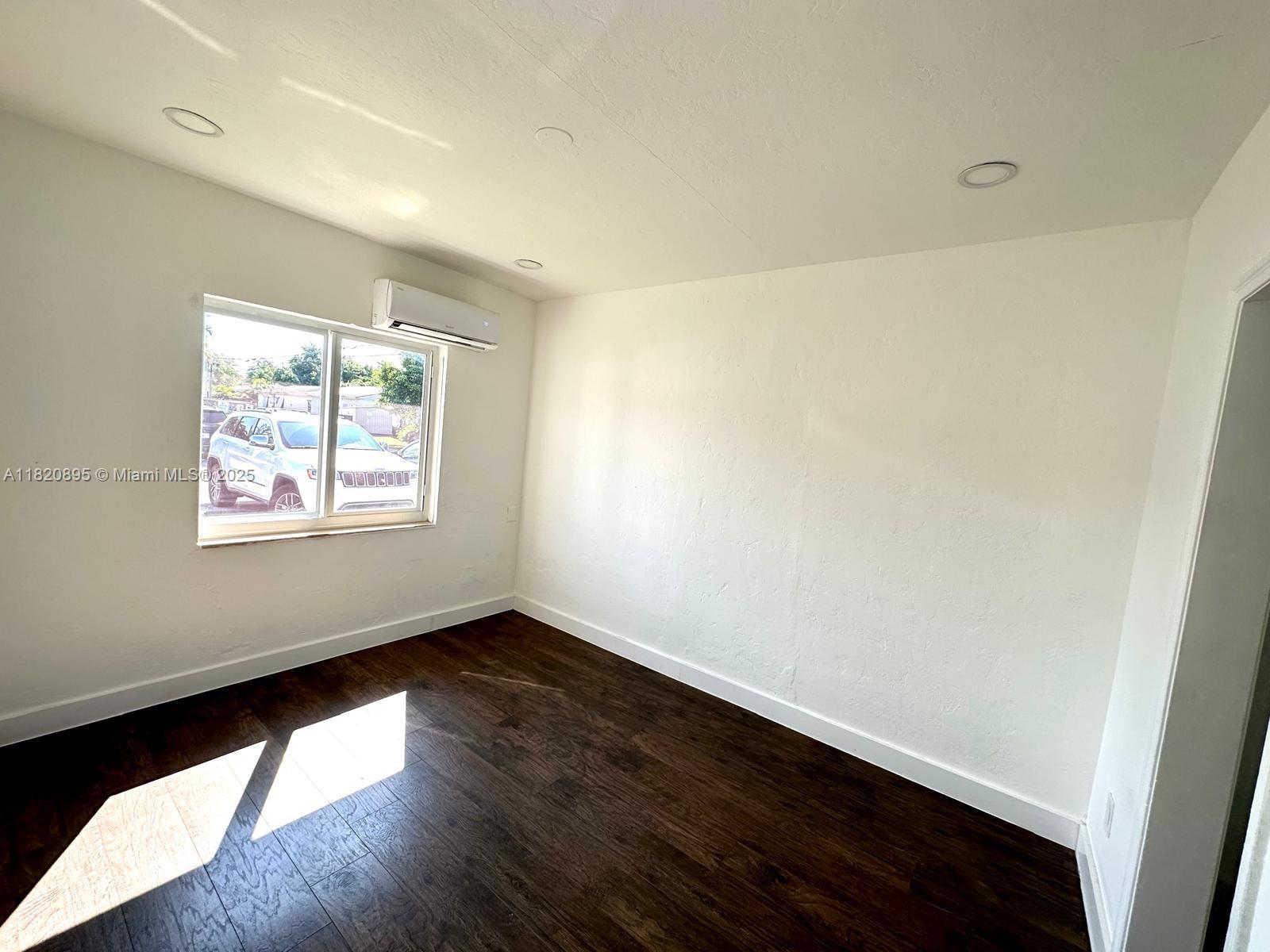 17175 NE 19th Ave # 5