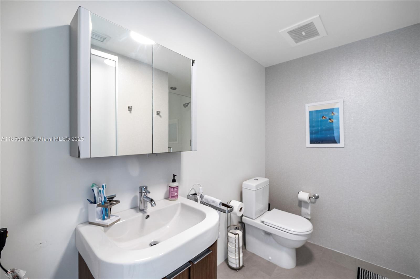 6799 Collins Ave # 02 Unit: LPH01 & 02