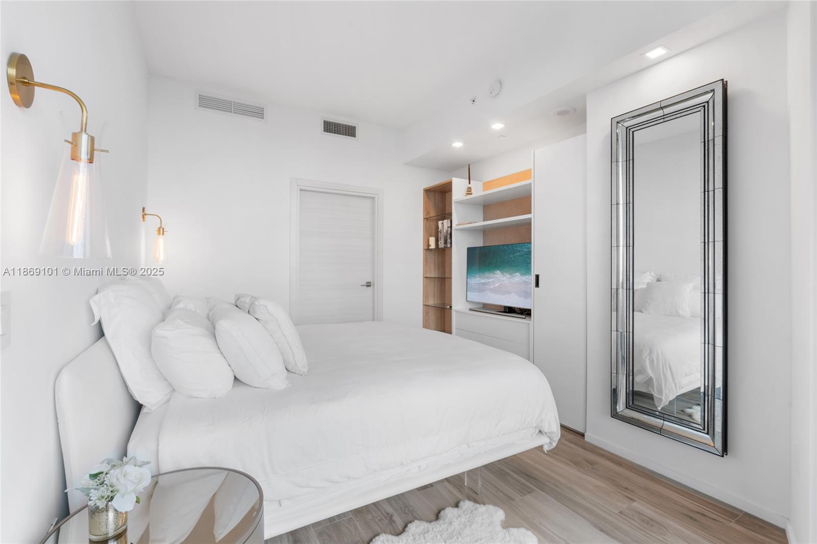 801 S Miami Ave Unit: 4802