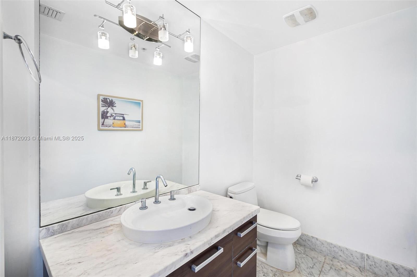 244 Biscayne Blvd # 445