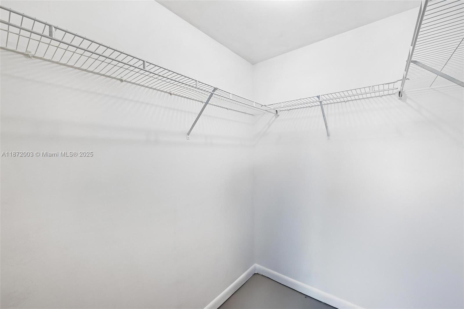 244 Biscayne Blvd # 445