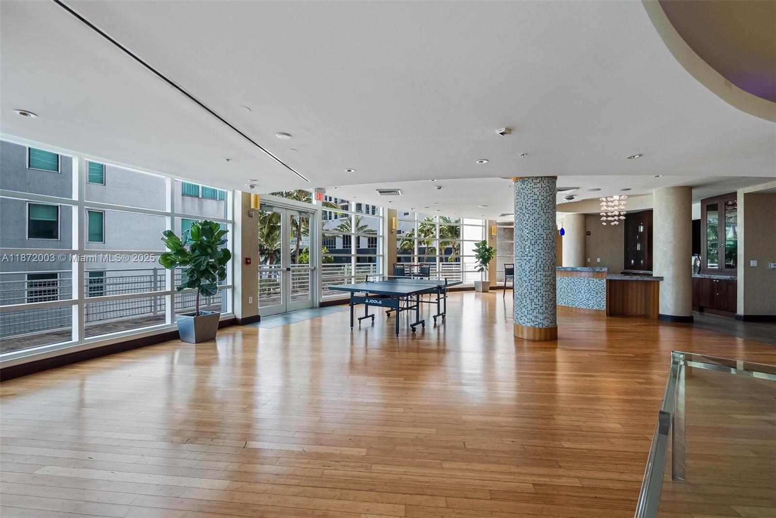 244 Biscayne Blvd # 445