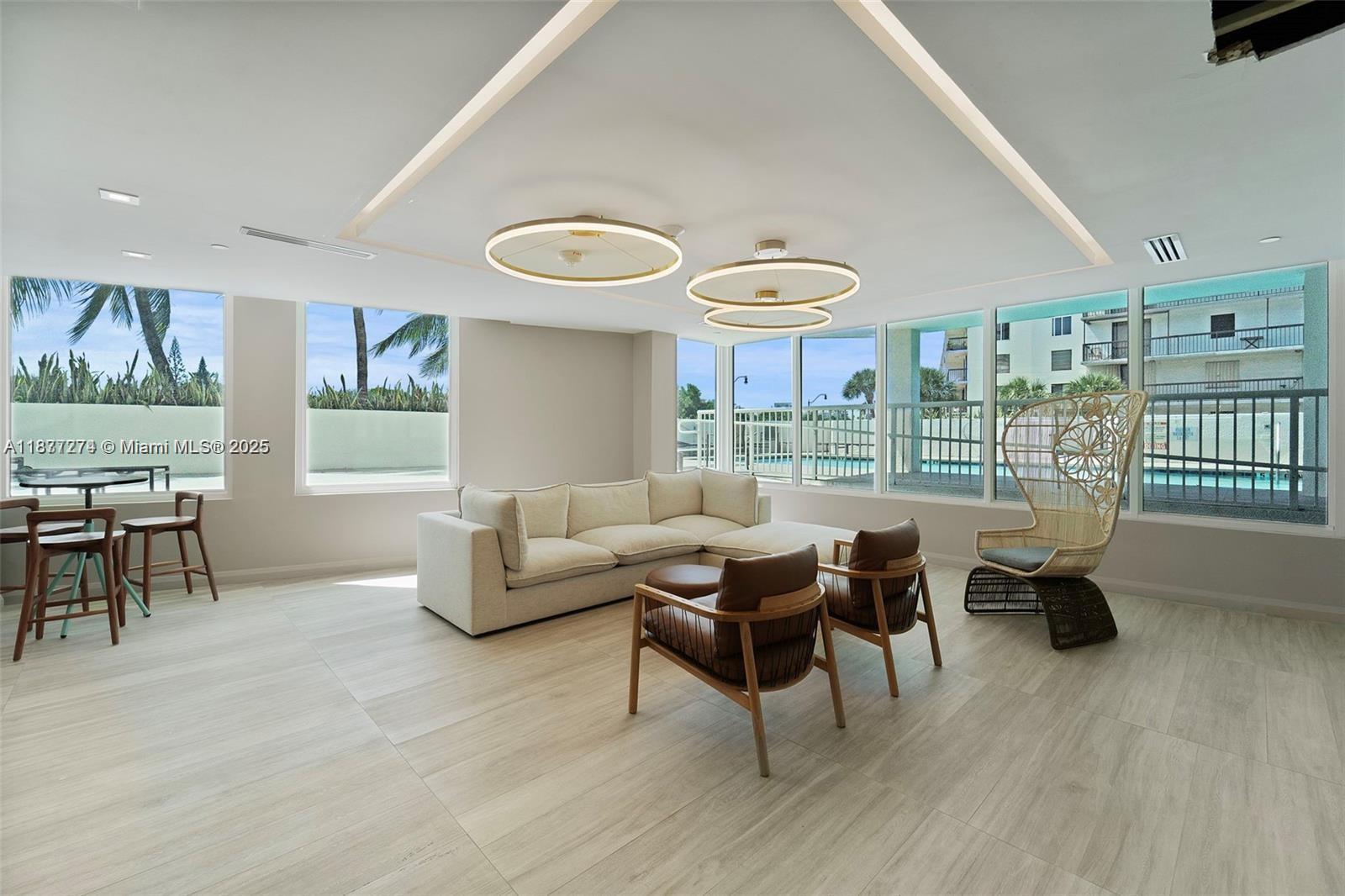 3411 Indian Creek Dr # 704