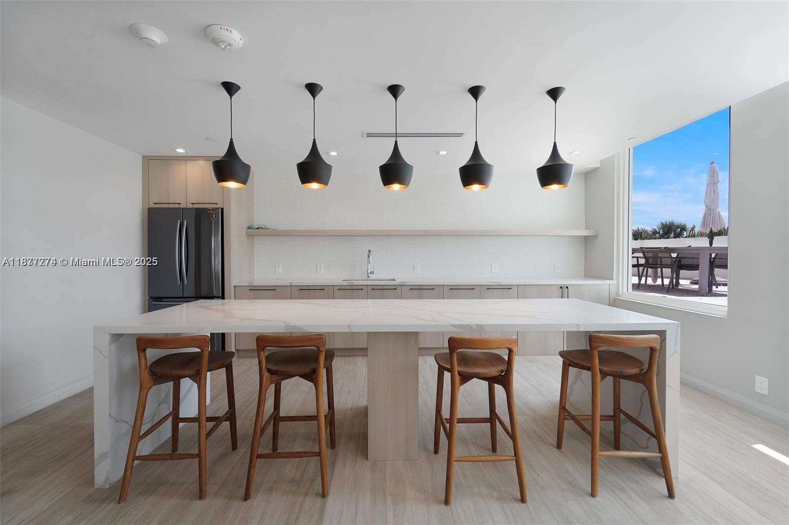 3411 Indian Creek Dr # 704