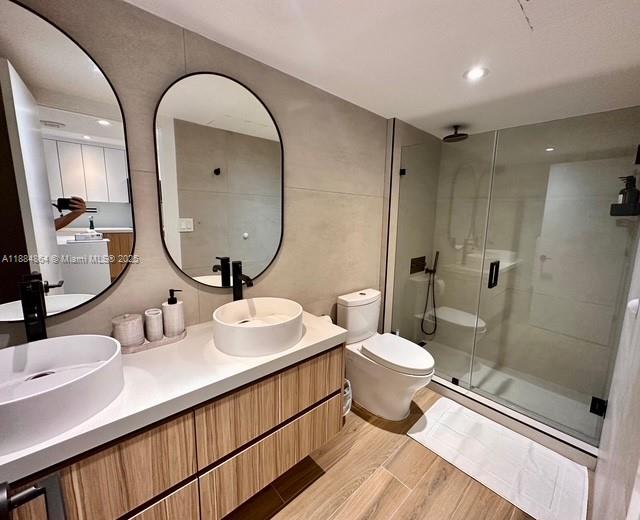 2301 Collins Ave # 511