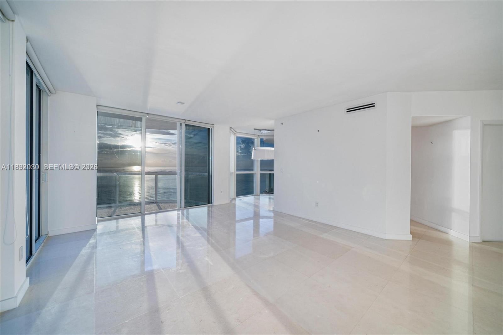 6365 Collins Ave # 2901