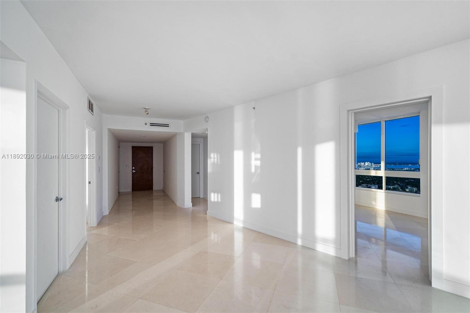 6365 Collins Ave # 2901