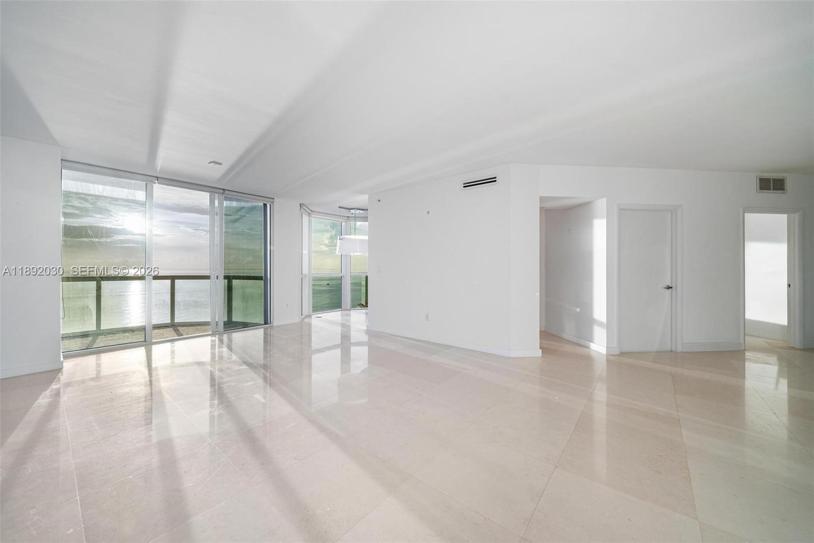 6365 Collins Ave # 2901