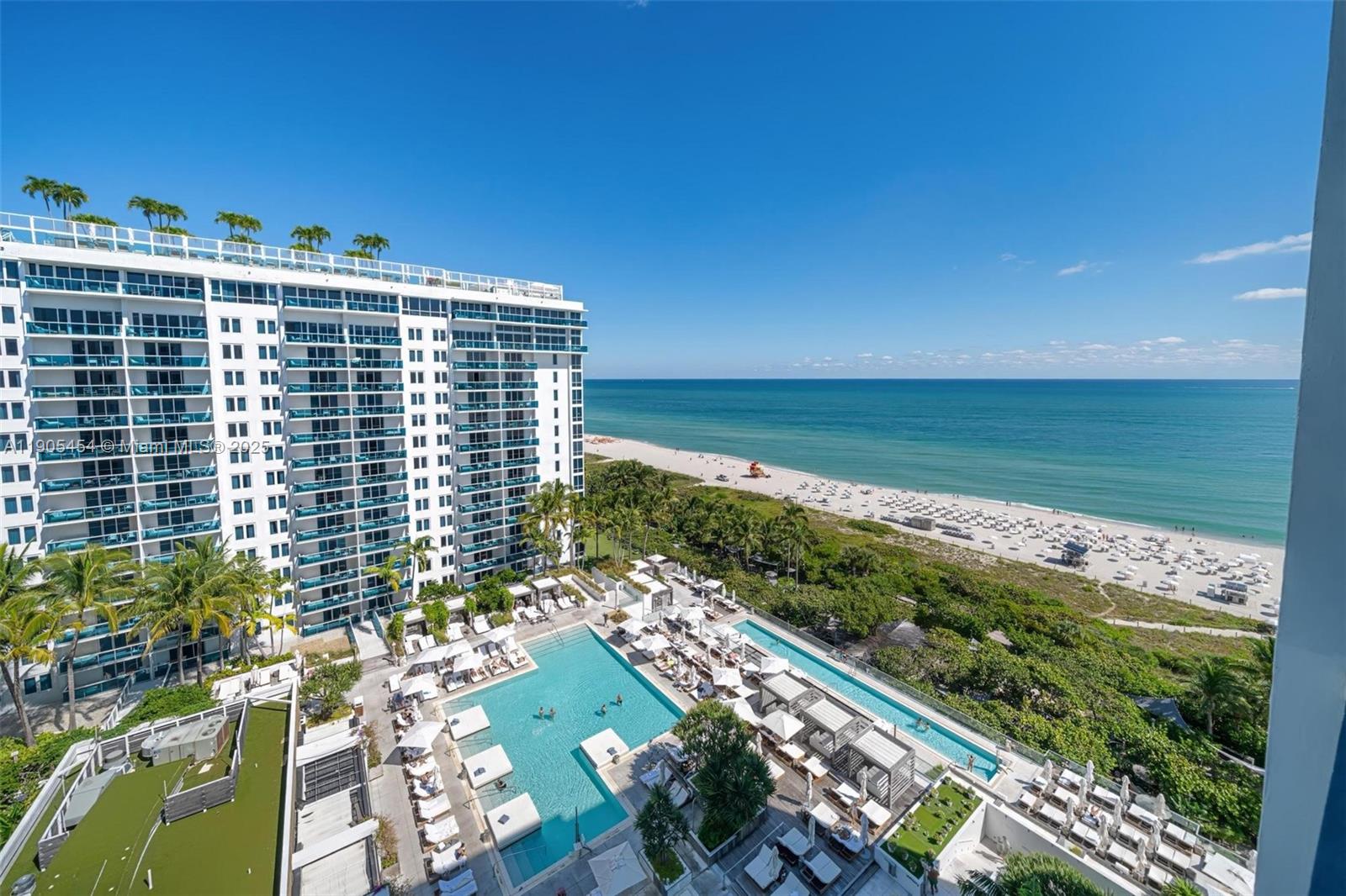 2301 Collins Ave Unit: 1414/1415