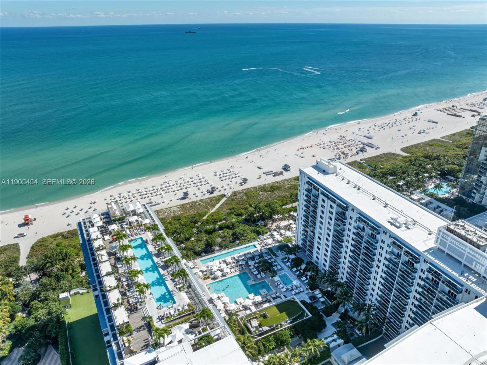 2301 Collins Ave Unit: 1414/1415