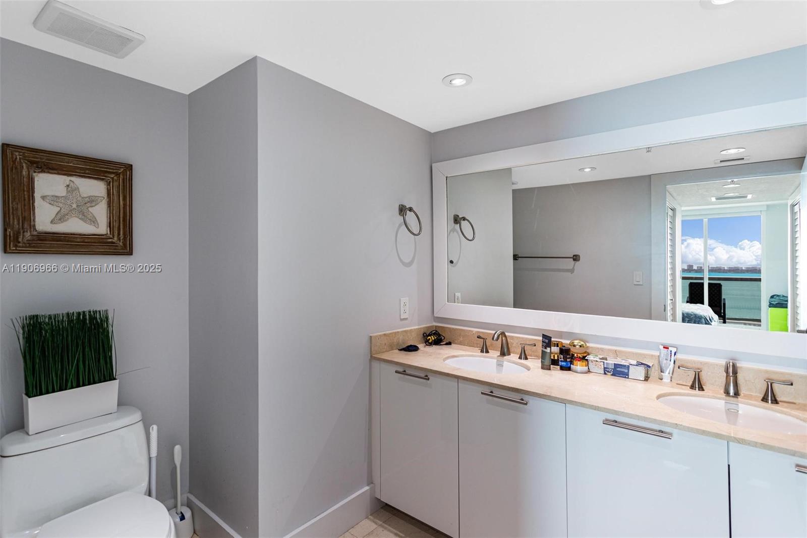 1800 N Bayshore Dr # 1807