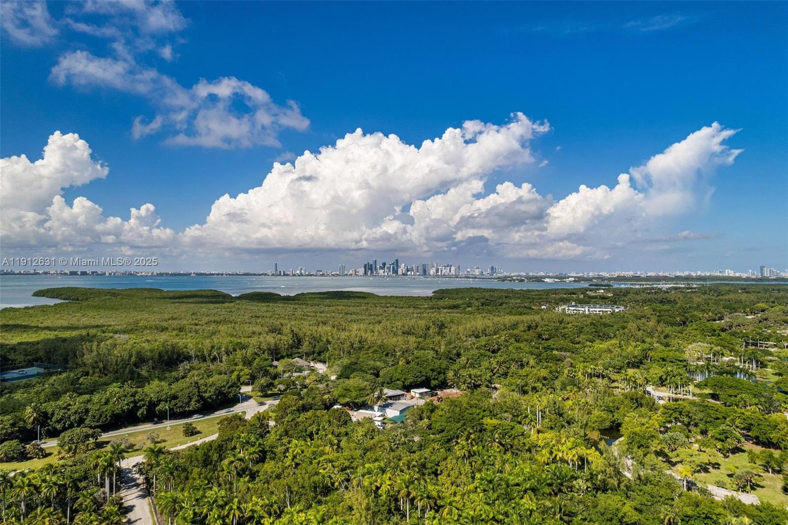 155 Ocean Lane Dr # 1002
