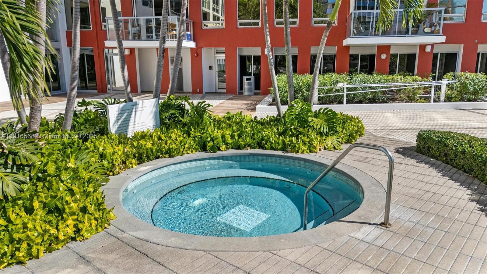 1541 Brickell Ave # C406