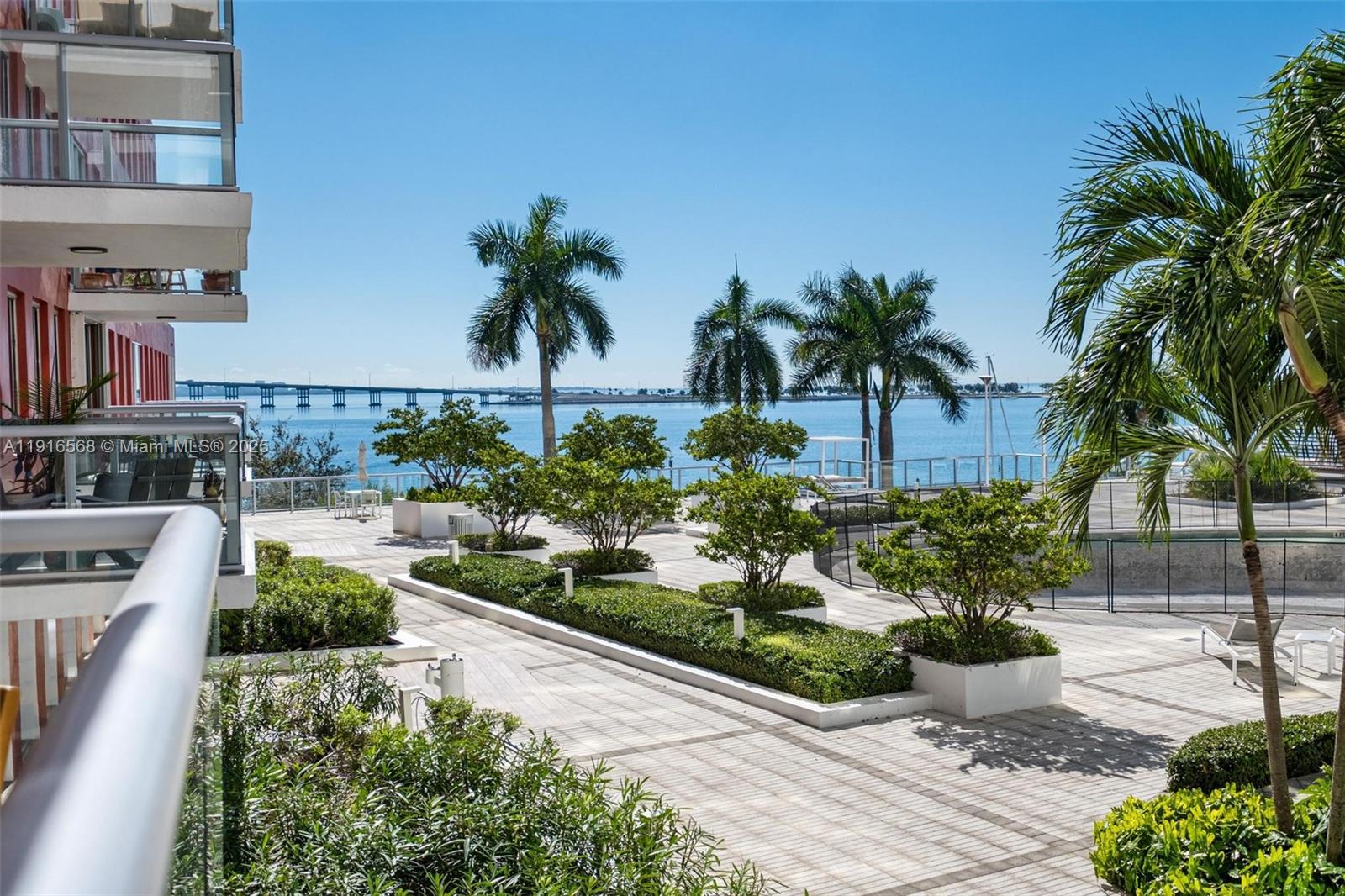 1541 Brickell Ave # C406