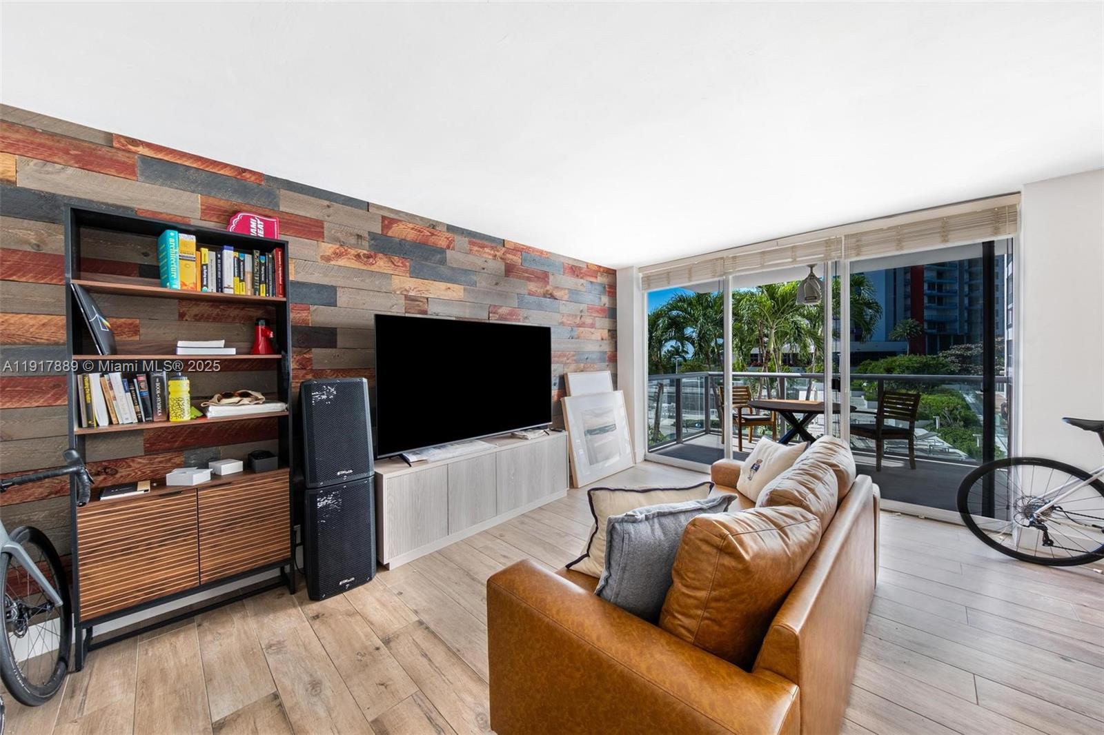 1541 Brickell Ave # C406