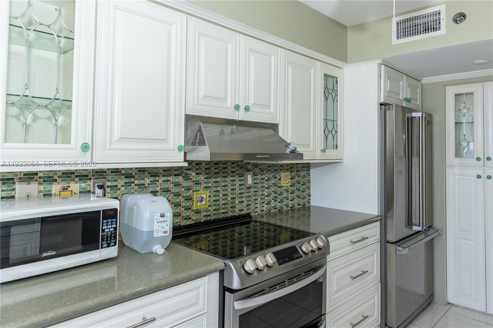 3500 Mystic Pointe Dr # 3506