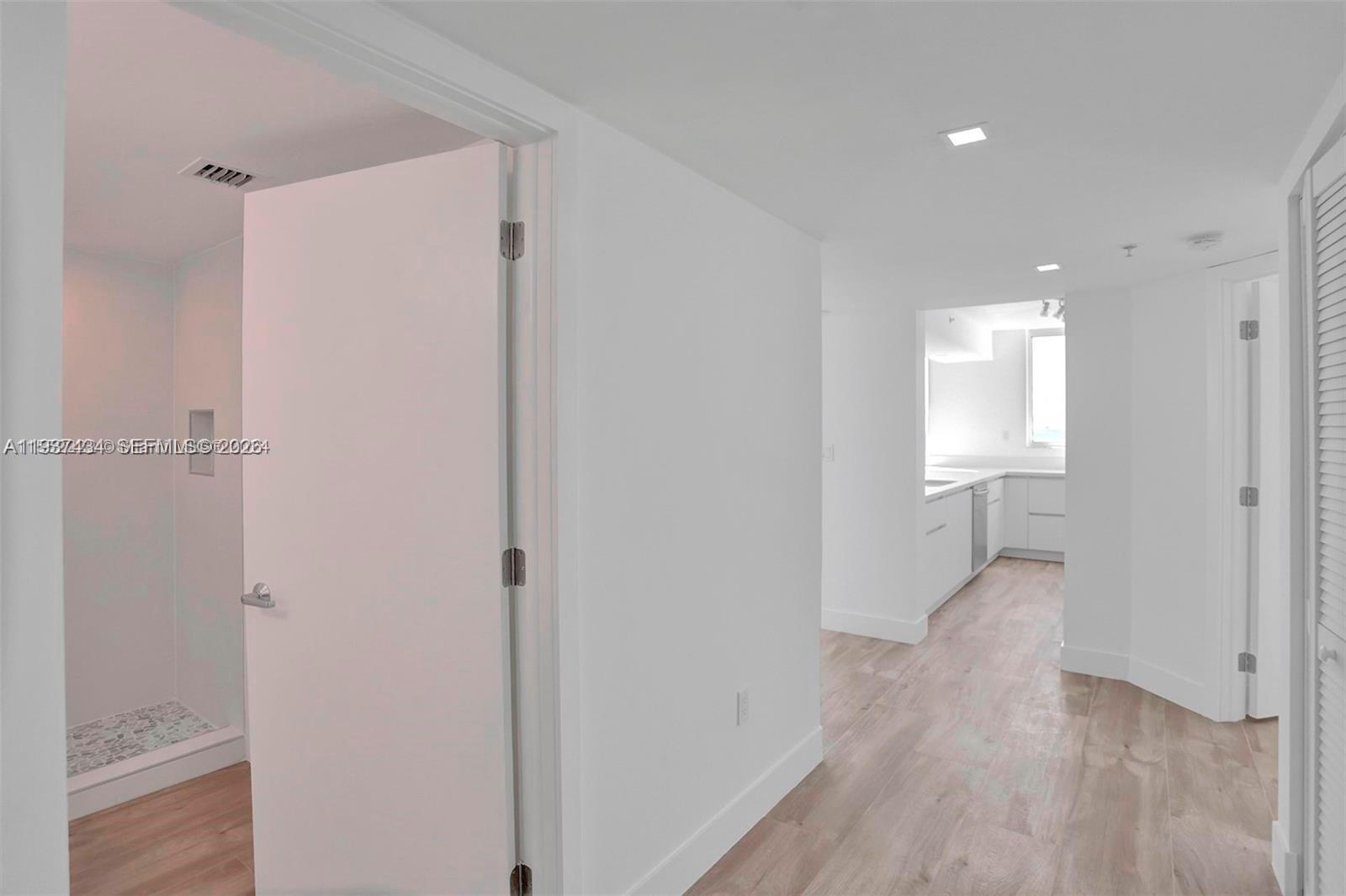 650 West Ave # 2001
